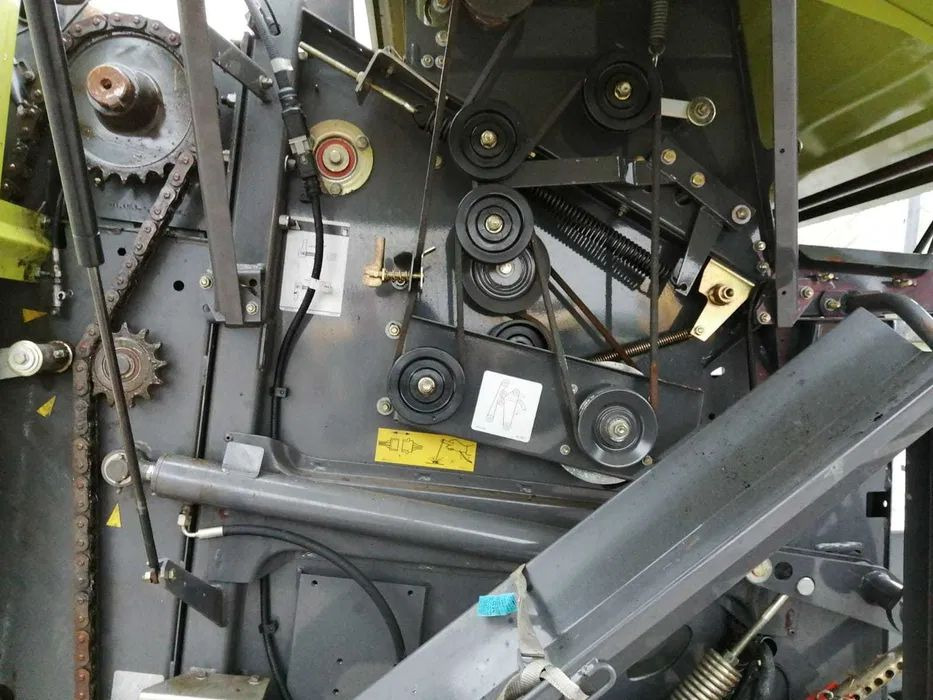 Prasa rolująca Claas Rollant 374 - Ronde balenpers: afbeelding 5 Prasa rolująca Claas Rollant 374 - Ronde balenpers: afbeelding 5