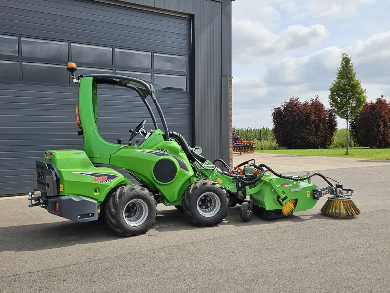 Avant 645i Rental mini-shovel - Compacte rupslader: afbeelding 3 Avant 645i Rental mini-shovel - Compacte rupslader: afbeelding 3