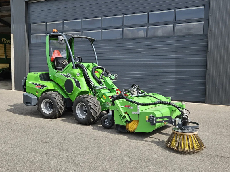 Avant 645i Rental mini-shovel - Compacte rupslader: afbeelding 1 Avant 645i Rental mini-shovel - Compacte rupslader: afbeelding 1