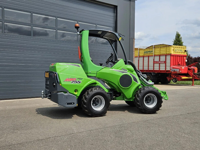 Avant 755i Rental mini-shovel - Compacte rupslader: afbeelding 3 Avant 755i Rental mini-shovel - Compacte rupslader: afbeelding 3