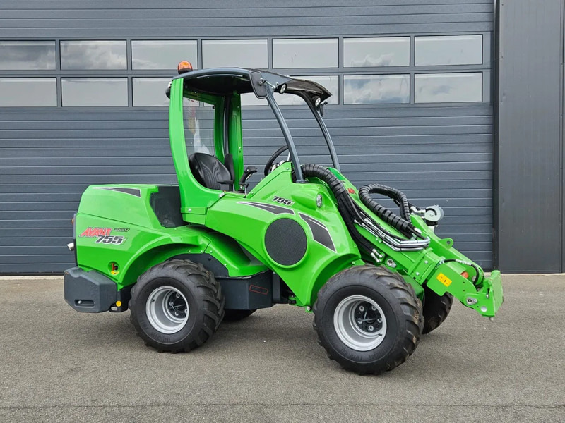 Avant 755i TDL+ mini-shovel - Compacte rupslader: afbeelding 2 Avant 755i TDL+ mini-shovel - Compacte rupslader: afbeelding 2