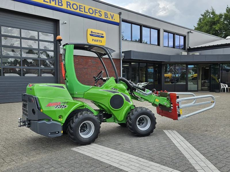 Avant Mini-shovel 735i Rental met Kemp balenklem - Compacte rupslader: afbeelding 4 Avant Mini-shovel 735i Rental met Kemp balenklem - Compacte rupslader: afbeelding 4