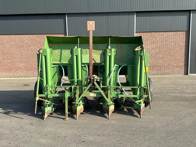 Hassia GLB4D - Aardappelpootmachine: afbeelding 2 Hassia GLB4D - Aardappelpootmachine: afbeelding 2