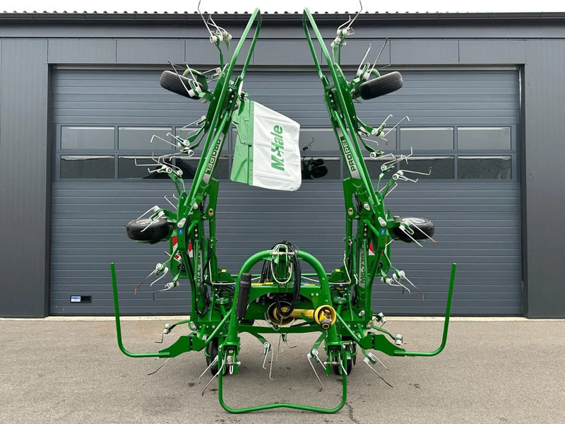 McHale Propel M6 770 - Hooischudder: afbeelding 1 McHale Propel M6 770 - Hooischudder: afbeelding 1