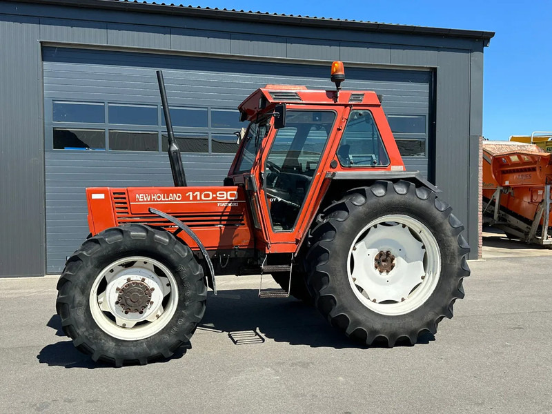Fiat New Holland 110-90DT 110-90DT - Trekker: afbeelding 5 Fiat New Holland 110-90DT 110-90DT - Trekker: afbeelding 5