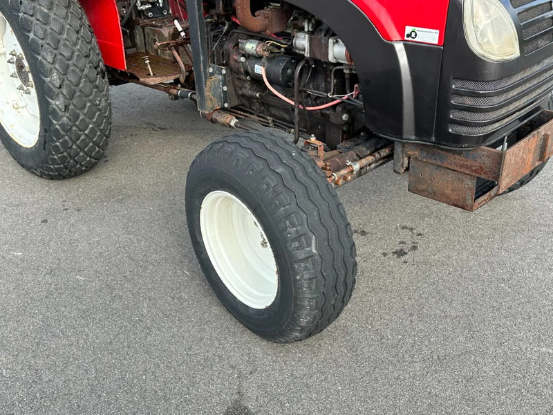 YTO 400 2-wd - Tractor: afbeelding 4 YTO 400 2-wd - Tractor: afbeelding 4