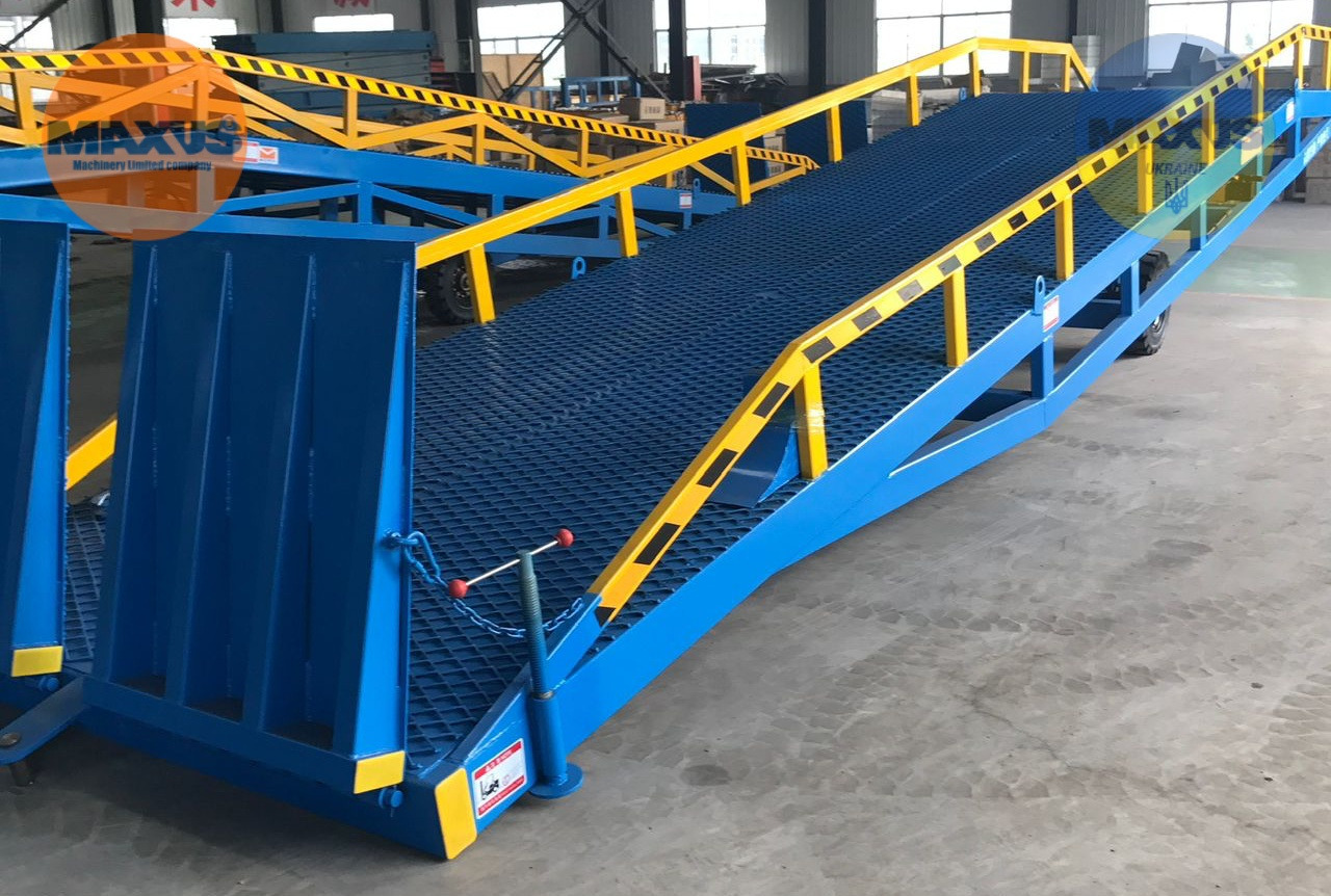 Maxus Mobilna Rampa załadunkowa 10ton/NEW mobile loading ramp with a capacity of 10 tons/NEUE mobile Ladebühne mit einer Kapazität von 10 Tonnen/Rampă mobilă de încărcare nouă cu capacitate de 10 tone/Maxus - Laadbrug: afbeelding 2 Maxus Mobilna Rampa załadunkowa 10ton/NEW mobile loading ramp with a capacity of 10 tons/NEUE mobile Ladebühne mit einer Kapazität von 10 Tonnen/Rampă mobilă de încărcare nouă cu capacitate de 10 tone/Maxus - Laadbrug: afbeelding 2