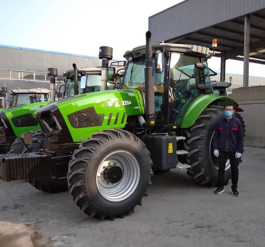 NEW 4x4 Tractor 130 HP MAXUS Warranty up to 10 YEARS НОВИЙ Трактор 4x4 130 К.с. MAXUS Гарантія до 10 РОКІВ NOWY Ciągnik 4x4 130 KM MAXUS Gwarancja do 10 LAT - Tractor: afbeelding 1 NEW 4x4 Tractor 130 HP MAXUS Warranty up to 10 YEARS НОВИЙ Трактор 4x4 130 К.с. MAXUS Гарантія до 10 РОКІВ NOWY Ciągnik 4x4 130 KM MAXUS Gwarancja do 10 LAT - Tractor: afbeelding 1