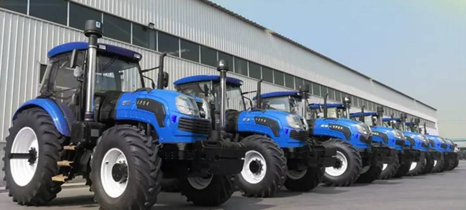 NEW 70 HP 4x4 Tractor MAXUS Warranty up to 10 YEARS НОВИЙ Трактор 70 К.с. 4x4 MAXUS Гарантія до 10 РОКІВ NOWY Ciągnik 70 KM 4x4 MAXUS Gwarancja do 10 LAT - Tractor: afbeelding 1 NEW 70 HP 4x4 Tractor MAXUS Warranty up to 10 YEARS НОВИЙ Трактор 70 К.с. 4x4 MAXUS Гарантія до 10 РОКІВ NOWY Ciągnik 70 KM 4x4 MAXUS Gwarancja do 10 LAT - Tractor: afbeelding 1
