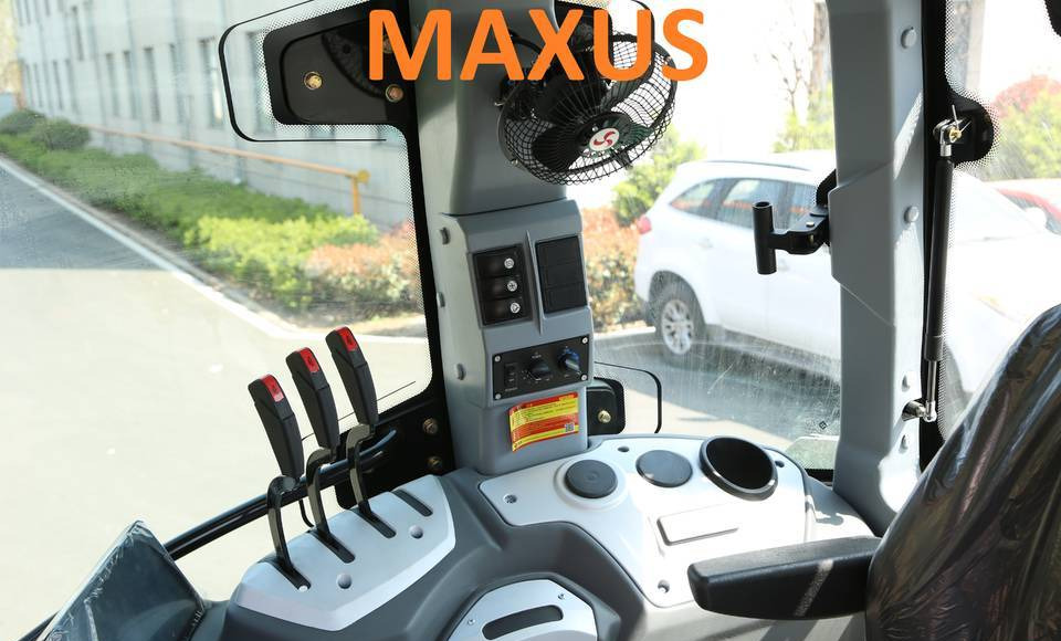 NEW MAXUS 280 HP 4x4 Tractor Warranty НОВИЙ MAXUS 280 К.с. 4x4 Трактор Гарантія NOWY Ciągnik 280 KM 4x4 MAXUS Gwarancja - Tractor: afbeelding 2 NEW MAXUS 280 HP 4x4 Tractor Warranty НОВИЙ MAXUS 280 К.с. 4x4 Трактор Гарантія NOWY Ciągnik 280 KM 4x4 MAXUS Gwarancja - Tractor: afbeelding 2
