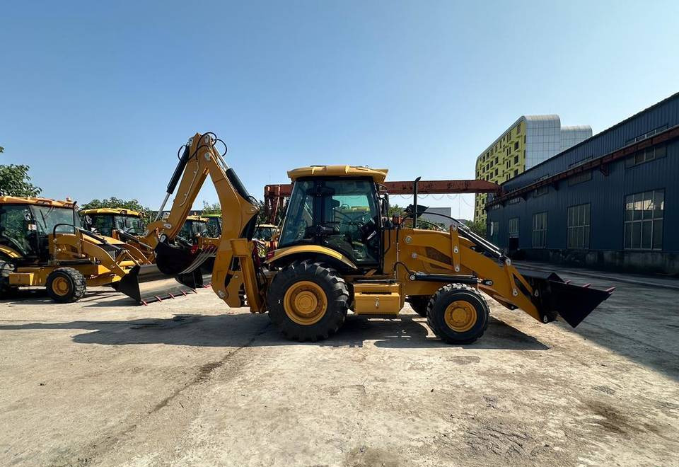 NEW MAXUS 3CX Backhoe Loader Only 150,000 PLN 2025 Model | НОВИЙ MAXUS 3CX Екскаватор-навантажувач Тільки 150,000 грн Модель 2025 рік - Graaflaadmachine: afbeelding 5 NEW MAXUS 3CX Backhoe Loader Only 150,000 PLN 2025 Model | НОВИЙ MAXUS 3CX Екскаватор-навантажувач Тільки 150,000 грн Модель 2025 рік - Graaflaadmachine: afbeelding 5