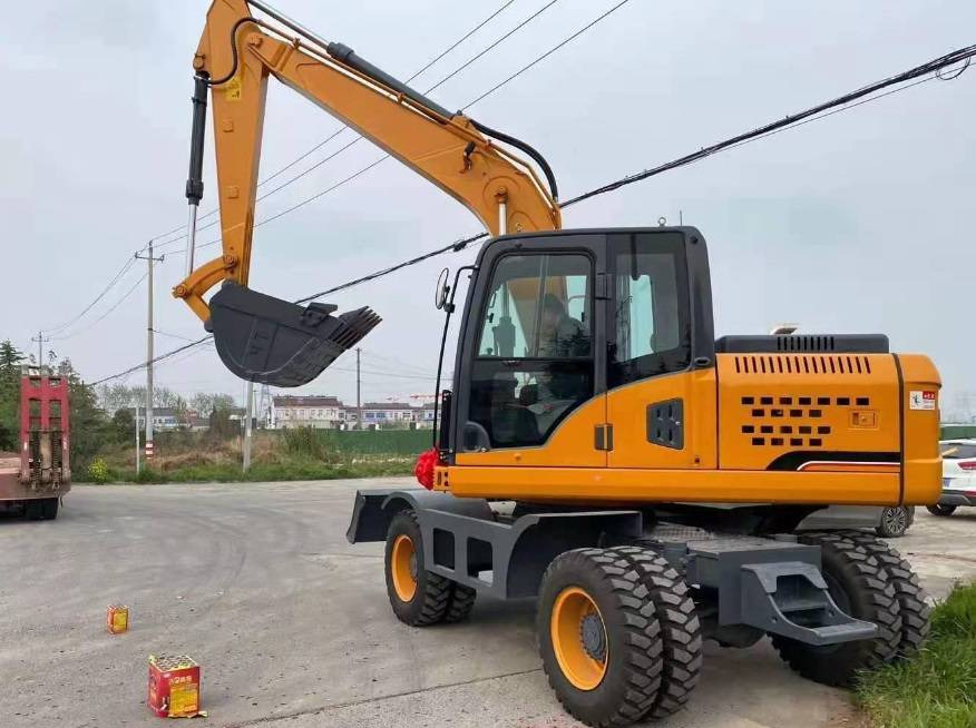 NEW MAXUS Cummins 14 TON Excavator Warranty up to 10 Years НОВА екскаватор MAXUS Cummins 14 ТОН Гарантія до 10 Років NOWA koparka MAXUS Cummins 14 TON Gwarancja do 10 LAT - Mobiele graafmachine: afbeelding 1 NEW MAXUS Cummins 14 TON Excavator Warranty up to 10 Years НОВА екскаватор MAXUS Cummins 14 ТОН Гарантія до 10 Років NOWA koparka MAXUS Cummins 14 TON Gwarancja do 10 LAT - Mobiele graafmachine: afbeelding 1