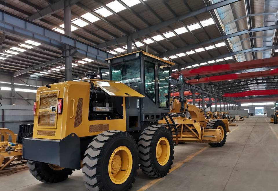 NEW MAXUS Cummins Road Grader Warranty up to 10 Years НОВА дорожня рівнялка MAXUS Cummins Гарантія до 10 Років NOWA równiarka drogowa MAXUS Cummins Gwarancja do 10 LAT - Grader: afbeelding 3 NEW MAXUS Cummins Road Grader Warranty up to 10 Years НОВА дорожня рівнялка MAXUS Cummins Гарантія до 10 Років NOWA równiarka drogowa MAXUS Cummins Gwarancja do 10 LAT - Grader: afbeelding 3