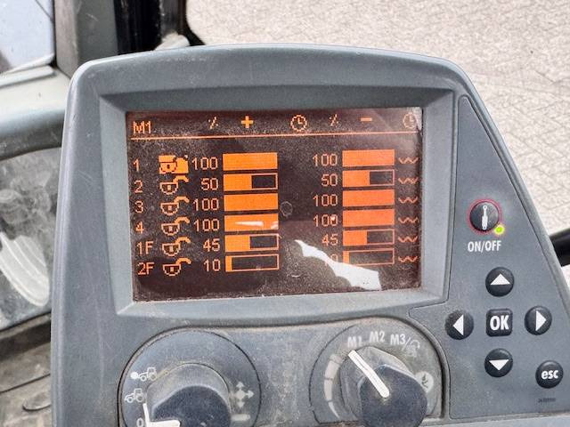 Valtra T172 Direct FH+PTO, 6772 uur! - Tractor: afbeelding 2 Valtra T172 Direct FH+PTO, 6772 uur! - Tractor: afbeelding 2