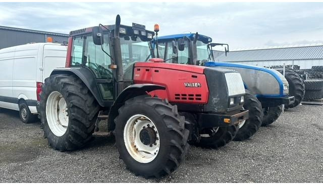 Valtra Valmet 8450, Voorasvering! - Tractor: afbeelding 1 Valtra Valmet 8450, Voorasvering! - Tractor: afbeelding 1