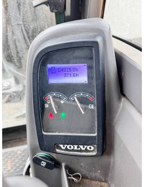 Volvo ECR35D, minikraan, 3.5 ton - Minigraafmachine: afbeelding 3 Volvo ECR35D, minikraan, 3.5 ton - Minigraafmachine: afbeelding 3