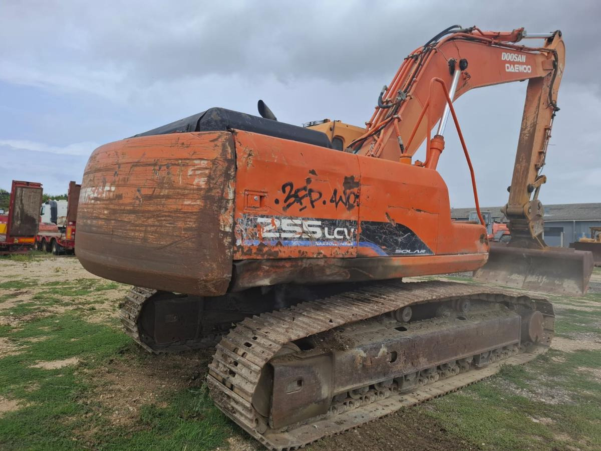 Doosan SOLAR 255LC-V - Rupsgraafmachine: afbeelding 5 Doosan SOLAR 255LC-V - Rupsgraafmachine: afbeelding 5