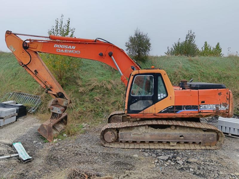 Doosan Solar 255LC-V - Rupsgraafmachine: afbeelding 2 Doosan Solar 255LC-V - Rupsgraafmachine: afbeelding 2