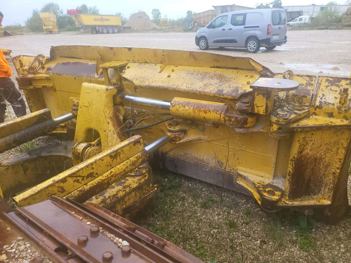Bulldozer Komatsu D61PX-15: afbeelding 8