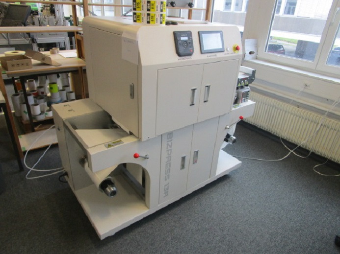 DIGITAL ETIKETTENDRUCKMASCHINE VP320C BIZPRESS 13R - Drukmachine: afbeelding 3 DIGITAL ETIKETTENDRUCKMASCHINE VP320C BIZPRESS 13R - Drukmachine: afbeelding 3