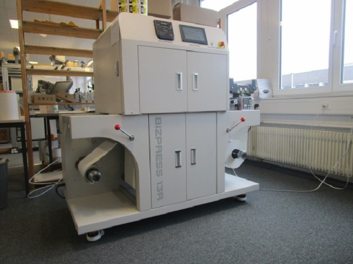 DIGITAL ETIKETTENDRUCKMASCHINE VP320C BIZPRESS 13R - Drukmachine: afbeelding 5 DIGITAL ETIKETTENDRUCKMASCHINE VP320C BIZPRESS 13R - Drukmachine: afbeelding 5