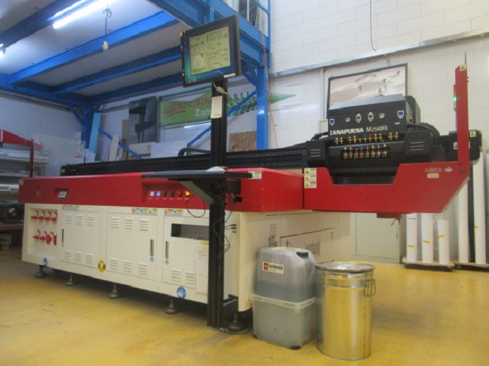 FLACHBETT-UV-GROSSFORMATDRUCKER AGFA ANAPURNA M2540 FB - Digitale drukpers: afbeelding 5 FLACHBETT-UV-GROSSFORMATDRUCKER AGFA ANAPURNA M2540 FB - Digitale drukpers: afbeelding 5