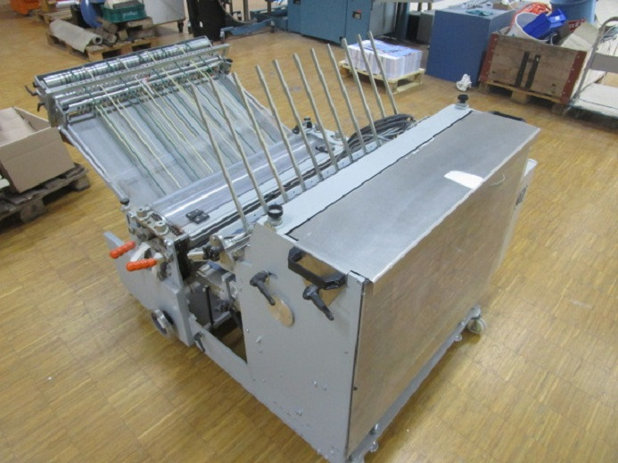 PRESSBOGENAUSLAGE DESTA BAS-FSA 800 - Vouwmachine: afbeelding 3 PRESSBOGENAUSLAGE DESTA BAS-FSA 800 - Vouwmachine: afbeelding 3