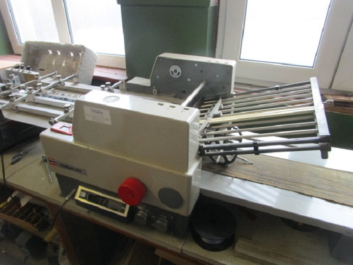 TISCH-FALZMASCHINE MB MULTIPLI 382 PBA - Vouwmachine: afbeelding 3 TISCH-FALZMASCHINE MB MULTIPLI 382 PBA - Vouwmachine: afbeelding 3