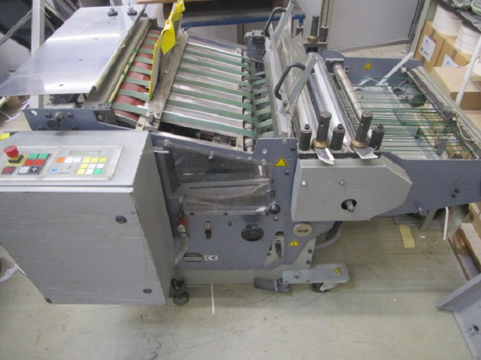 VERTIKALE PRESSAUSLAGE HB VSA – 66 / M D - Vouwmachine: afbeelding 3 VERTIKALE PRESSAUSLAGE HB VSA – 66 / M D - Vouwmachine: afbeelding 3