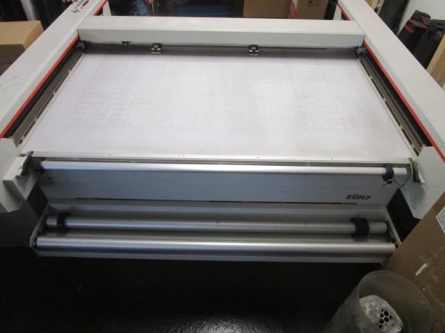 ZÜND SCHNEIDEPLOTTER P-1200 PLUS - Papiersnijmachine: afbeelding 3 ZÜND SCHNEIDEPLOTTER P-1200 PLUS - Papiersnijmachine: afbeelding 3