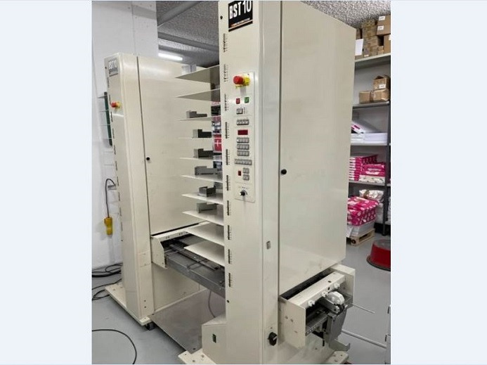 ZUSAMMENTRAGMASCHINE BOURG: 2xTÜRME BST10 & BDF - Drukmachine: afbeelding 1 ZUSAMMENTRAGMASCHINE BOURG: 2xTÜRME BST10 & BDF - Drukmachine: afbeelding 1