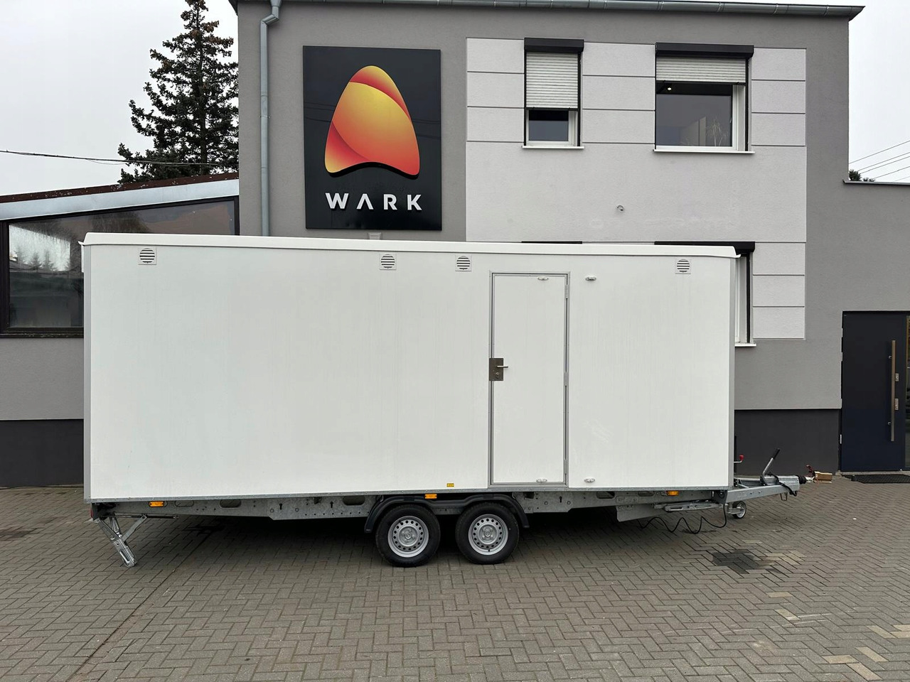 PRZYCZEPA SOCJALNA / SOCIAL TRAILER - Wooncontainer, Aanhangwagen: afbeelding 1 PRZYCZEPA SOCJALNA / SOCIAL TRAILER - Wooncontainer, Aanhangwagen: afbeelding 1