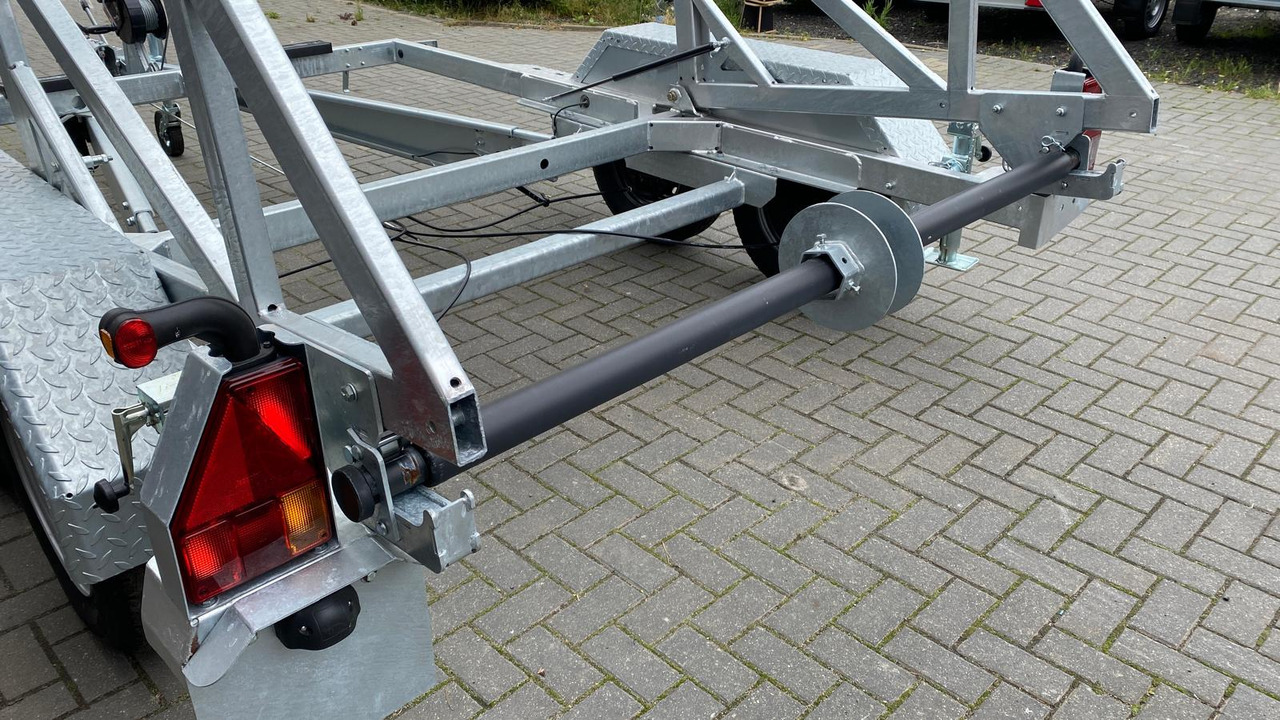 PRZYCZEPA WARK KABLOWA Z WCIĄGARKĄ RĘCZNĄ, DMC 3500 KG / WARK Cable Trailer with Manual Winch, DMC 3500 KG - Haspelwagen: afbeelding 3 PRZYCZEPA WARK KABLOWA Z WCIĄGARKĄ RĘCZNĄ, DMC 3500 KG / WARK Cable Trailer with Manual Winch, DMC 3500 KG - Haspelwagen: afbeelding 3