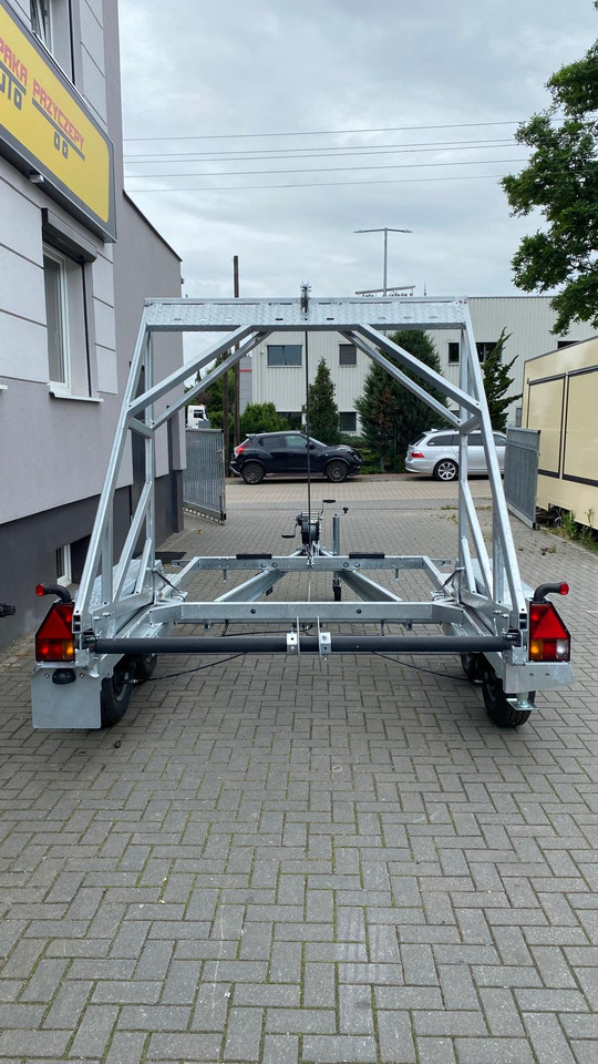 PRZYCZEPA WARK KABLOWA Z WCIĄGARKĄ RĘCZNĄ, DMC 3500 KG / WARK Cable Trailer with Manual Winch, DMC 3500 KG - Haspelwagen: afbeelding 2 PRZYCZEPA WARK KABLOWA Z WCIĄGARKĄ RĘCZNĄ, DMC 3500 KG / WARK Cable Trailer with Manual Winch, DMC 3500 KG - Haspelwagen: afbeelding 2