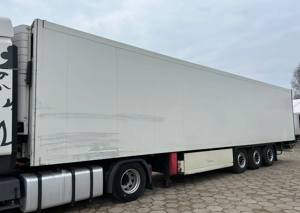 Krone CARRIER VECTOR 1550 / GRUBA ŚCIANA 7 CM / NOWE OPONY / 2017 ROK !! - Koelwagen oplegger: afbeelding 4 Krone CARRIER VECTOR 1550 / GRUBA ŚCIANA 7 CM / NOWE OPONY / 2017 ROK !! - Koelwagen oplegger: afbeelding 4