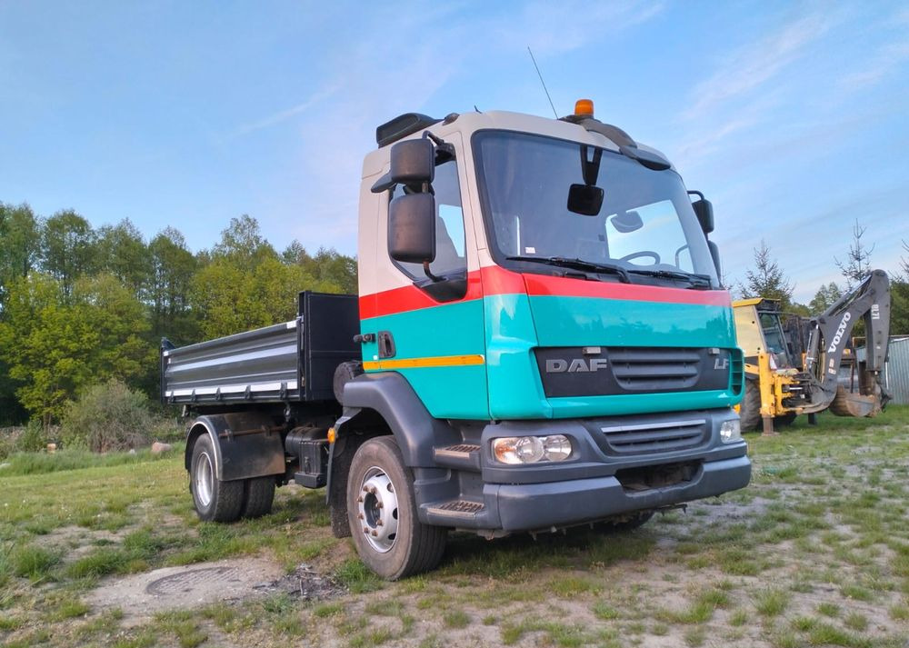 DAF LF 55.220 - Kipper vrachtwagen: afbeelding 3 DAF LF 55.220 - Kipper vrachtwagen: afbeelding 3