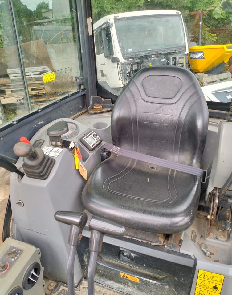 Doosan DX19 - Rupsgraafmachine: afbeelding 4 Doosan DX19 - Rupsgraafmachine: afbeelding 4