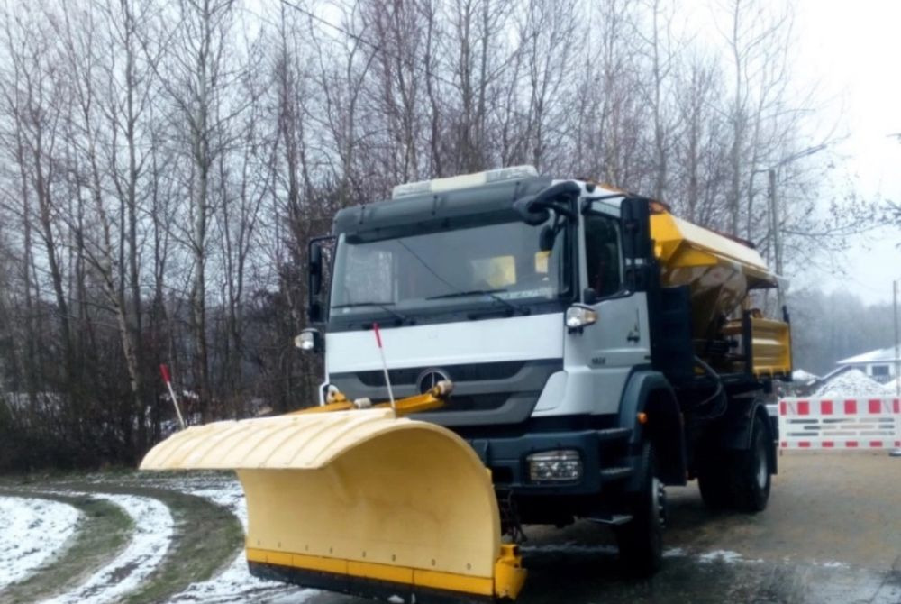 Mercedes-Benz Axor 1824 - Sneeuwruimer: afbeelding 1 Mercedes-Benz Axor 1824 - Sneeuwruimer: afbeelding 1