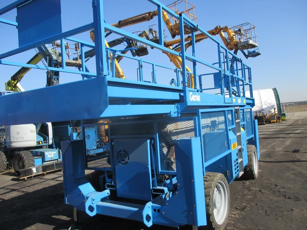 Genie GS 4390 RT - Schaarlift: afbeelding 2 Genie GS 4390 RT - Schaarlift: afbeelding 2