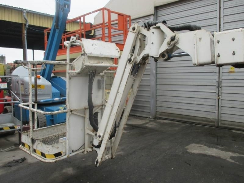 Genie Z 30 - Knikarmhoogwerker: afbeelding 3 Genie Z 30 - Knikarmhoogwerker: afbeelding 3