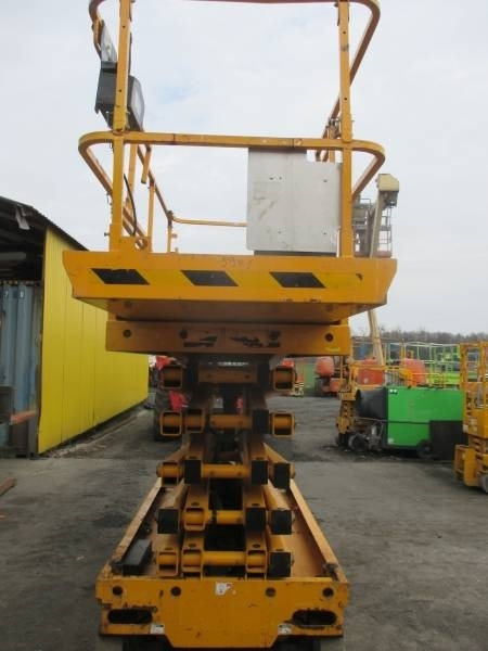 Haulotte Compact 14 - Schaarlift: afbeelding 3 Haulotte Compact 14 - Schaarlift: afbeelding 3