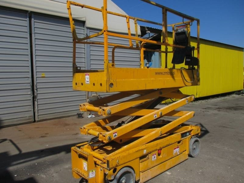 Haulotte Compact 8 - Schaarlift: afbeelding 2 Haulotte Compact 8 - Schaarlift: afbeelding 2