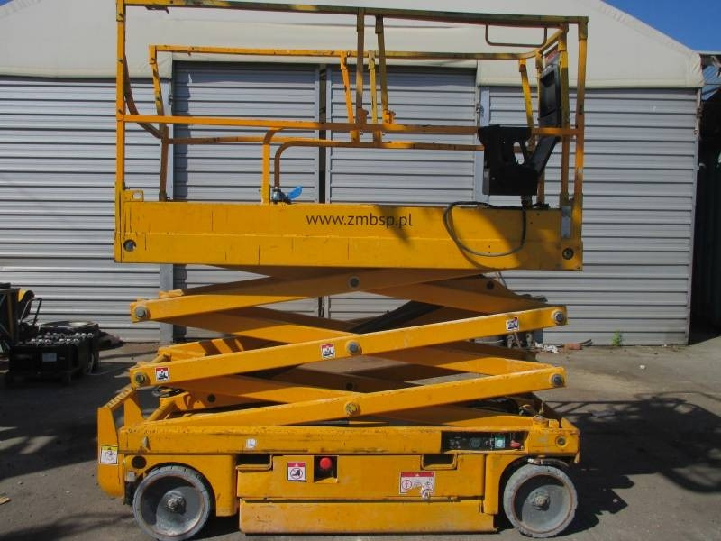 Haulotte Compact 8 - Schaarlift: afbeelding 1 Haulotte Compact 8 - Schaarlift: afbeelding 1