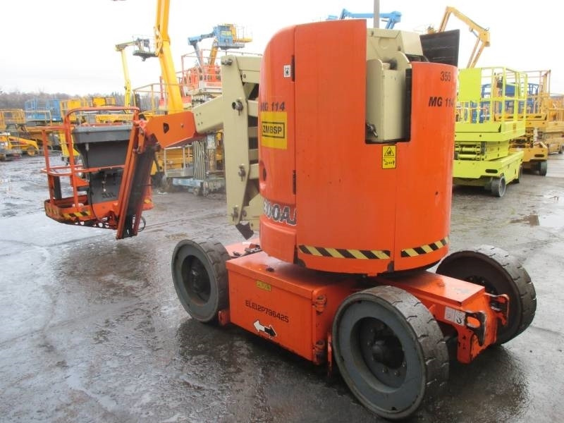 JLG E 300 AJ - Knikarmhoogwerker: afbeelding 4 JLG E 300 AJ - Knikarmhoogwerker: afbeelding 4