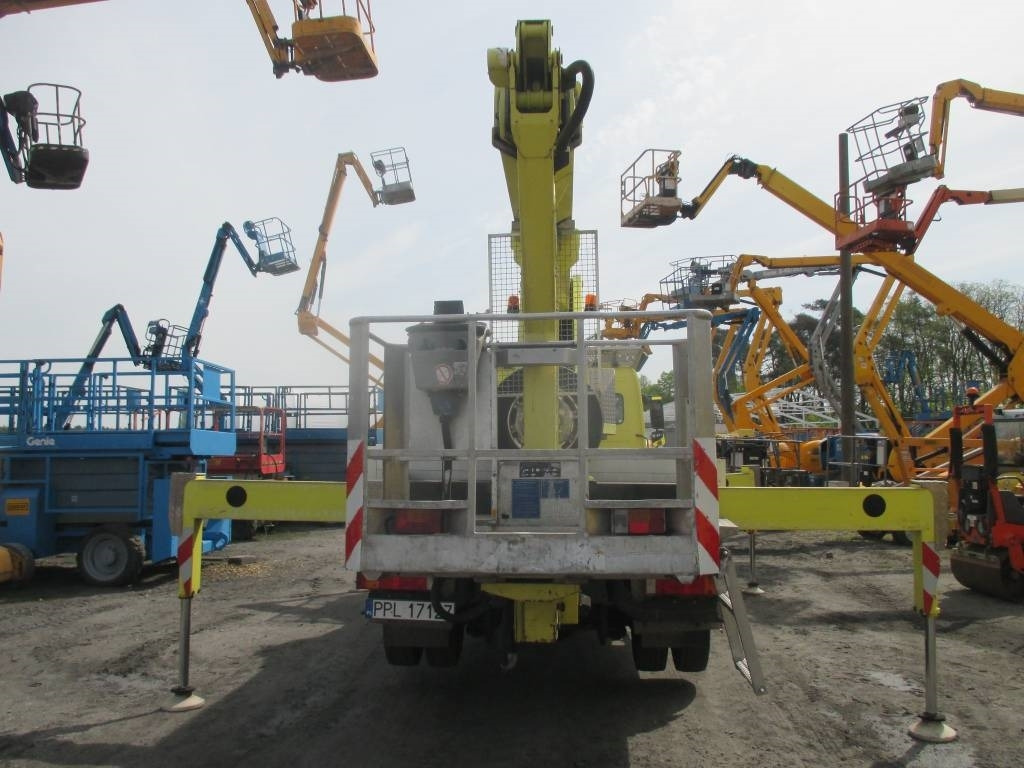 Wumag WT 230 - Vrachtwagen hoogwerker: afbeelding 4 Wumag WT 230 - Vrachtwagen hoogwerker: afbeelding 4