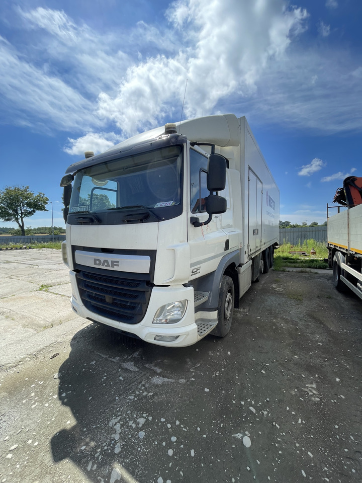 DAF CF440 FAK - Isotherm vrachtwagen: afbeelding 4 DAF CF440 FAK - Isotherm vrachtwagen: afbeelding 4