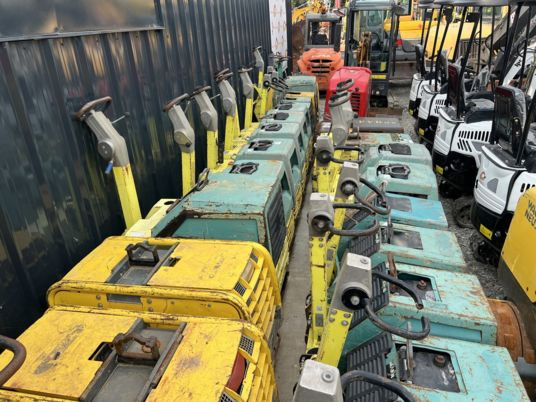 Ammann APH6020 - Trilplaat: afbeelding 2 Ammann APH6020 - Trilplaat: afbeelding 2