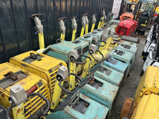 Ammann APH6020 - Trilplaat: afbeelding 3 Ammann APH6020 - Trilplaat: afbeelding 3