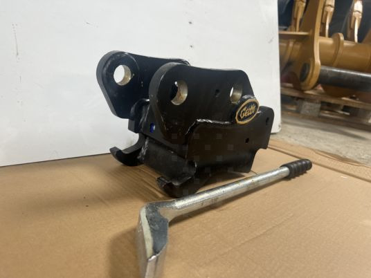 Attache rapide pour minipelle de 0.8T à 2T - Snelwissel: afbeelding 3 Attache rapide pour minipelle de 0.8T à 2T - Snelwissel: afbeelding 3