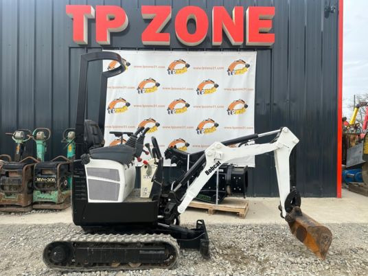 Bobcat E10 Joystick à 12500€ HT - Minigraafmachine: afbeelding 1 Bobcat E10 Joystick à 12500€ HT - Minigraafmachine: afbeelding 1